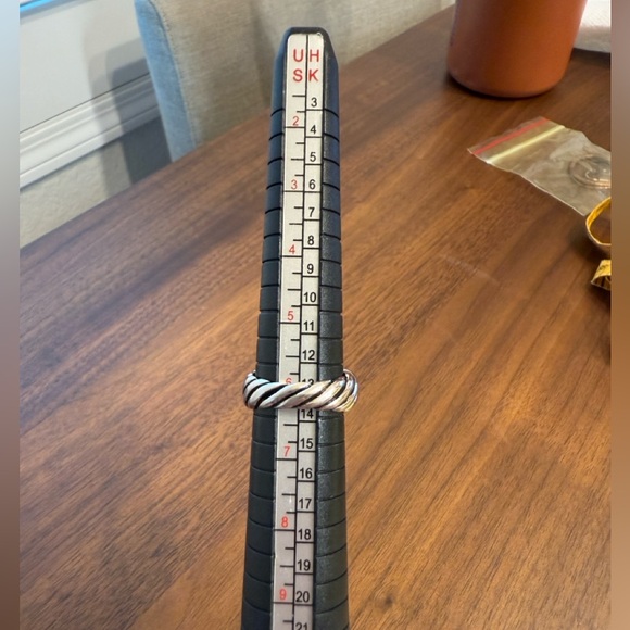 Amethyst and Silver Ring - Picture 7 of 7